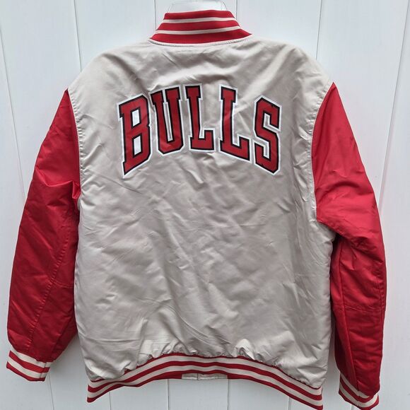 NBA Ultra Game Chicago Bulls Men's Bomber Jacket Size XL Ultra Game Authentic - Picture 12 of 16